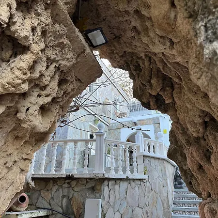 Отель The Old Mill Лапитос