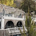 Hotel The Old Mill