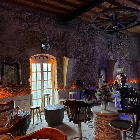 The Old Mill Hotel *